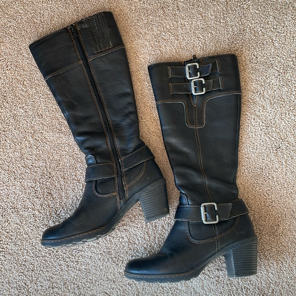 Born B.o.c Knee High Black Leather Riding Boots 7.5 Buckle Heel Equestrian - Picture 12 of 15